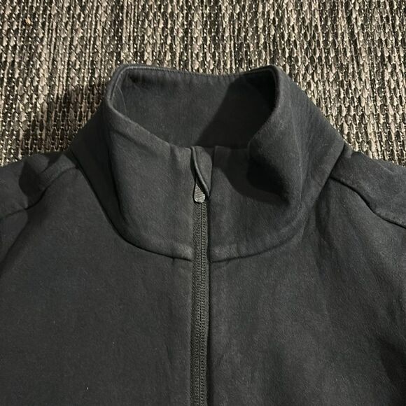 Lululemon Going Places Jacket - Picture 3 of 8